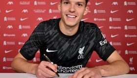 ag9游会-世界足球权力重组：2025年世俱杯在全球足球体系中的新角色